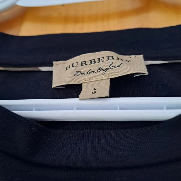 Burberry Top - Picture 3 of 4